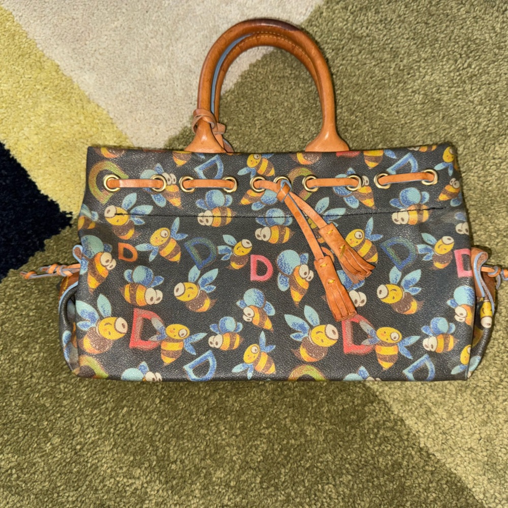 Dooney & Bourke